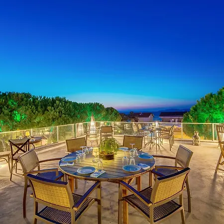 Otel Kore Slow Çeşme